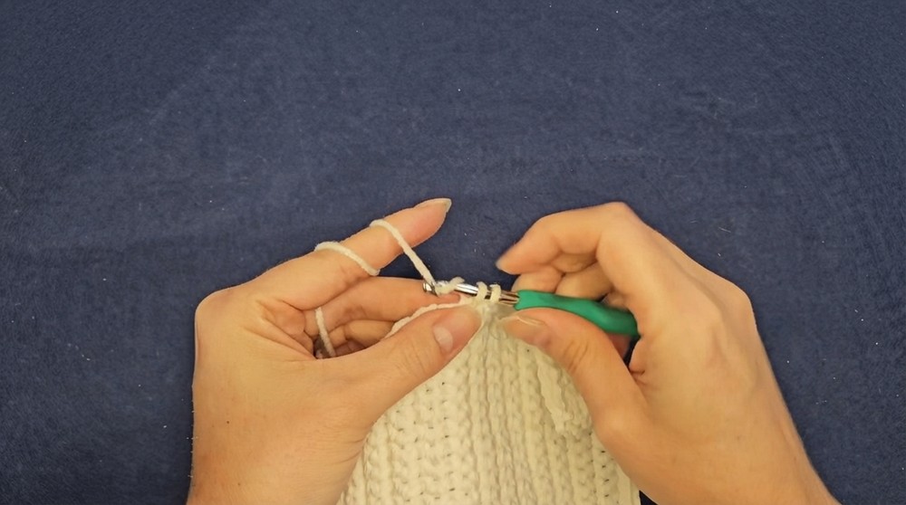 Cute Crochet Book Pattern for Beginners (12)