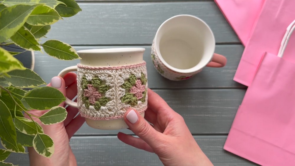 Granny Square Crochet MUG COZY (10)