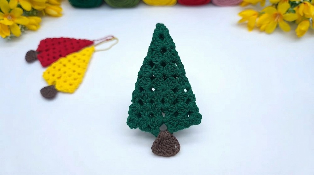 Crochet Square Christmas Tree Pattern 5