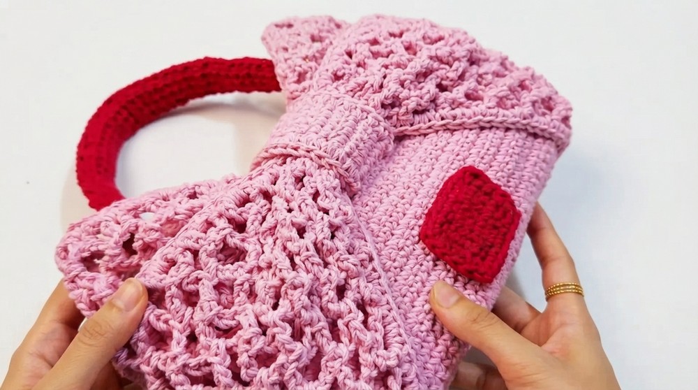 This Crochet Bow Bag Looks So Expensive! 🎀 Easy Tutorial 7