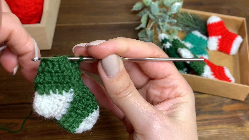 mini crochet 🎄 SOCK 🎄 for New Year's decor (8)
