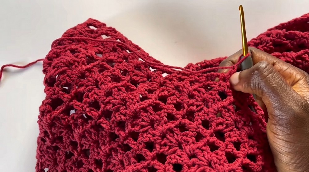 Crochet Men’s Shirt Tutorial (6)