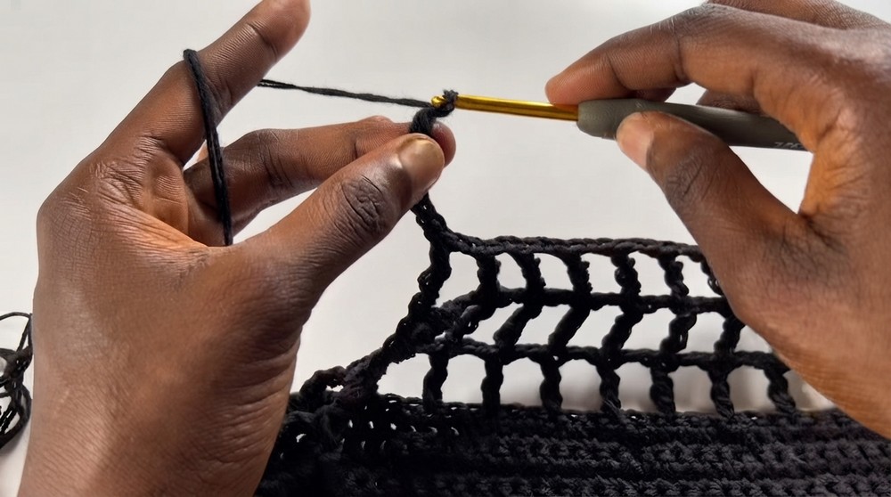 Easy Crochet Summer Mesh Asymmetric Top Tutorial (7)