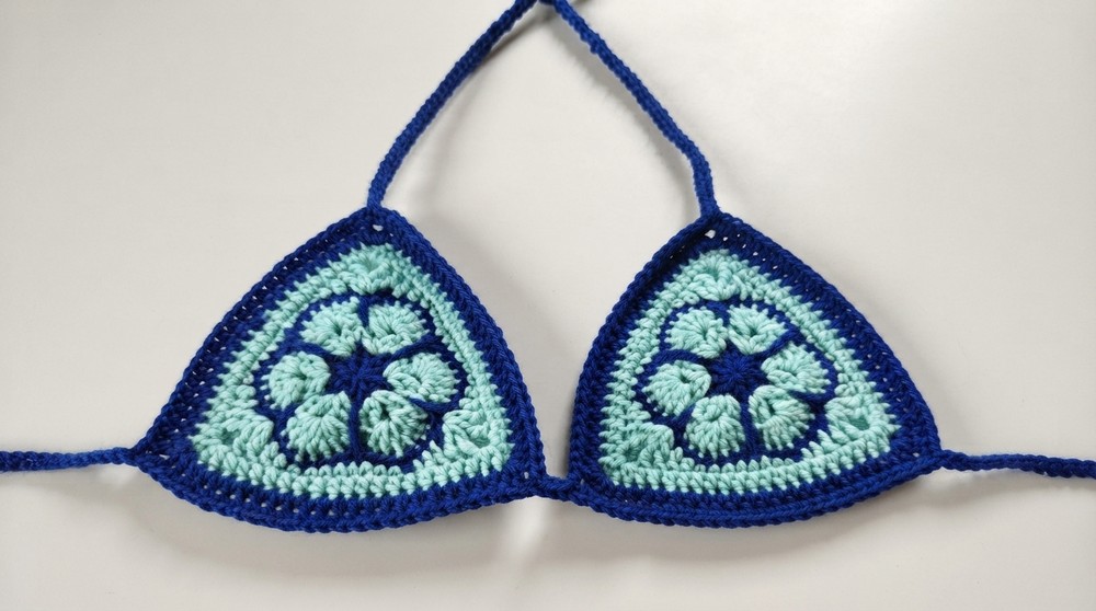 How to Crochet a Simple Hexagon Bikini Top for Beginners (4)