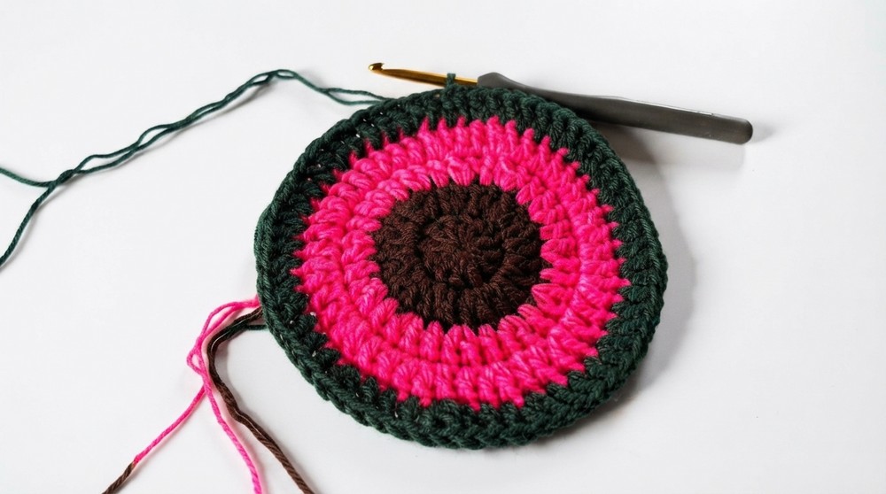 How to Crochet a Slouched Beanie (5)