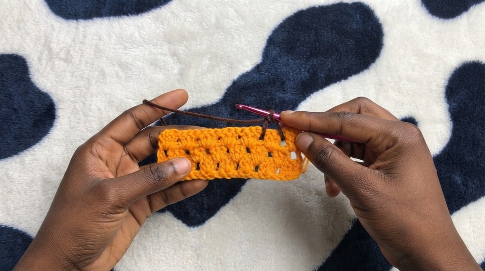 How to Crochet the Granny Stitch (5)
