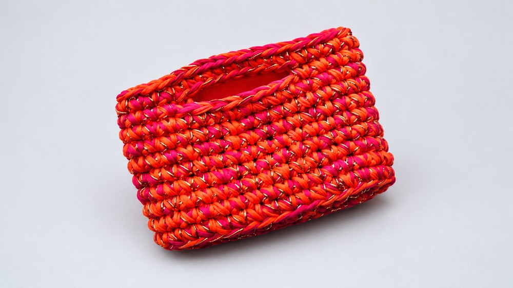 A super simple crochet pattern for a cosmetic bag (3)