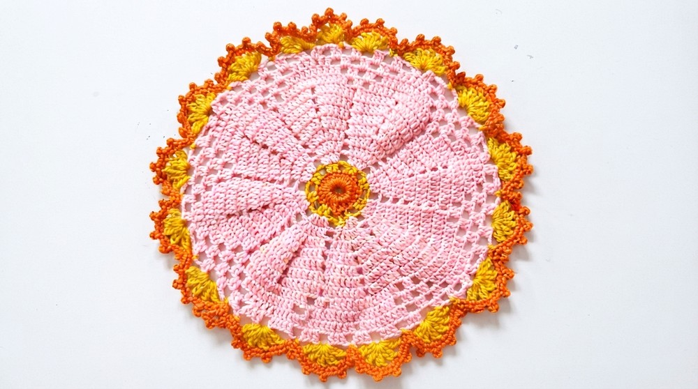 Crochet Flower Place Mat, Doily, Pot Holder 2