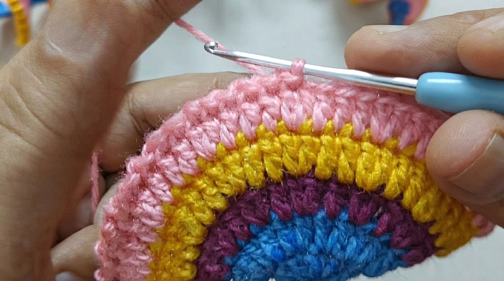 Crochet Wind Spinner, Rainbow Wind Spinner, Gifting Option (9)