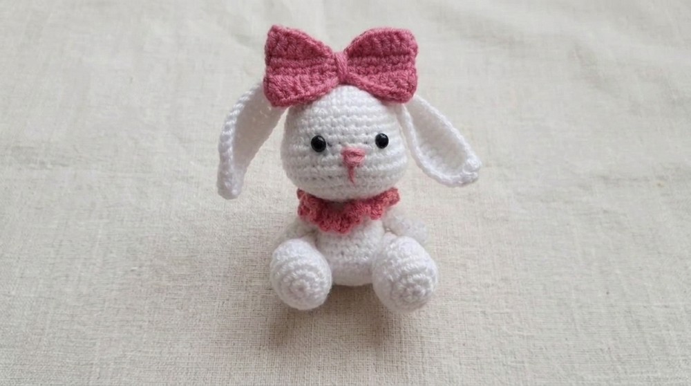 Cute Crochet Bunny Rabbit Tutorial Pattern
