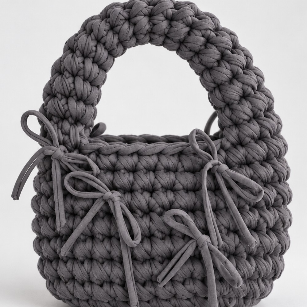 How To Crochet Bag With Bows Made From Knitted Yarn (4)