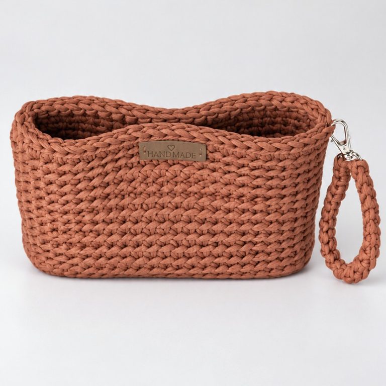 How To Crochet Cosmetic Bag Clutch (4)