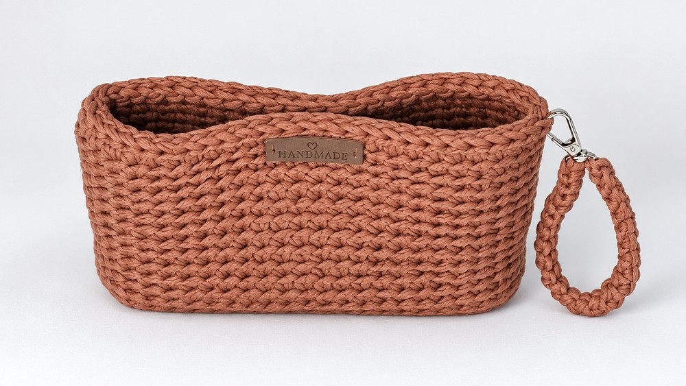 How To Crochet Cosmetic Bag Clutch (5)