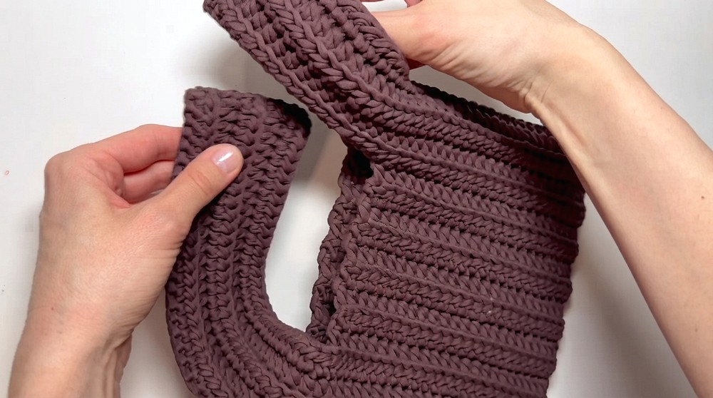 How To Crochet Jersey Yarn Bag For Beginners (10)