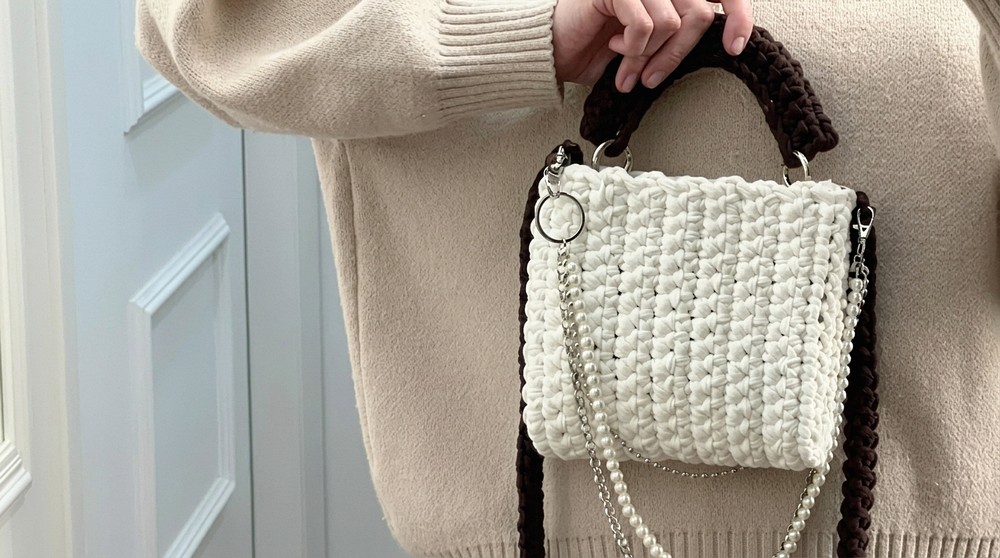 How To Crochet Mini Crochet Bag In 1 Hour (9)