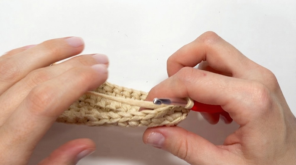 How To Crochet New Year's Crochet Gift Set For Beginners (15)