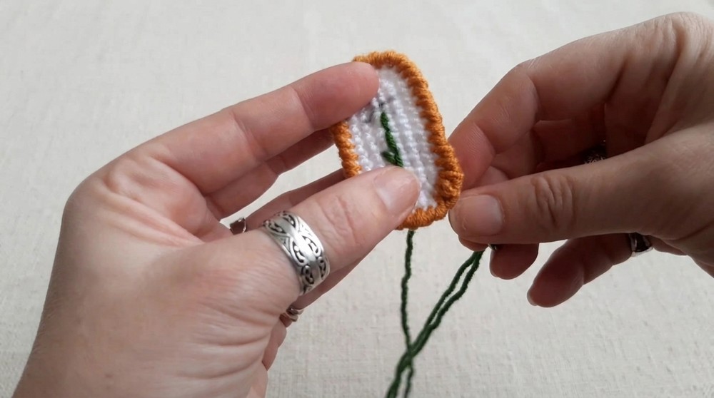 How to Make a Beautiful Crochet Rose Hair Clip
